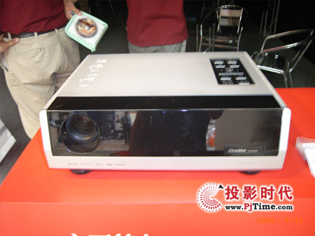 ʾ��(chu��ng)�Ƽ�LCOS����ͶӰ�C����SIAV2008