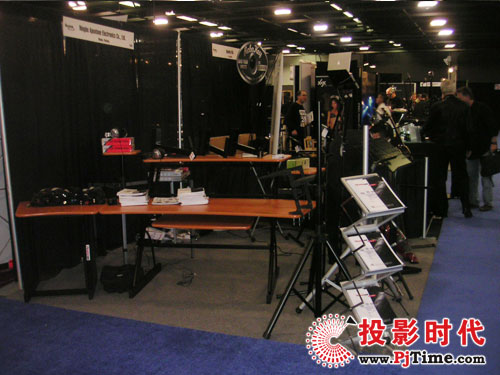 ۴ݰͨ޹˾(gu)2009(gu)H(l)͟չNAMM 2009)