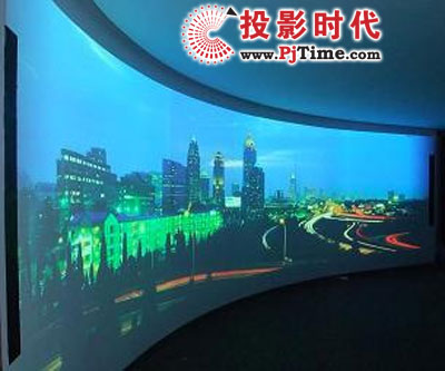 海南三亞辰光酒店環(huán)幕拼接工程順利完成