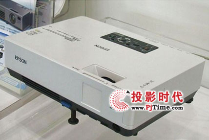 愛(ài)普生投影機(jī)EMP-1715讓你心動(dòng)的春季促銷(xiāo)13500元