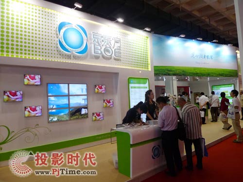 �Ʋ��������M����c��Ϣ���g(sh��)չ�^չƷ���[