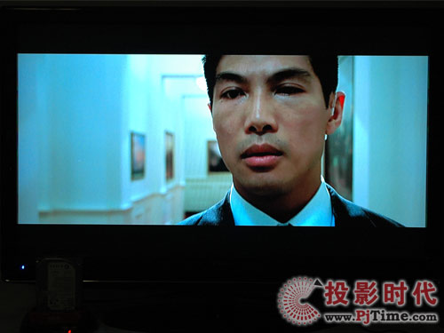 TCL自然藍(lán)光電視藍(lán)光功能影片測試