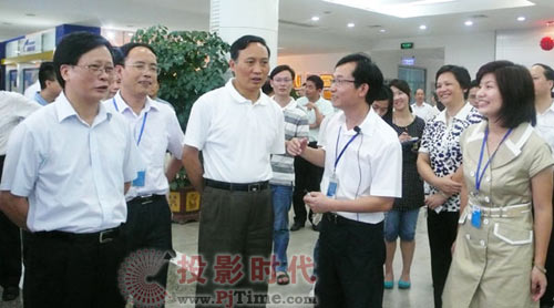 福州市委、市政府領(lǐng)導(dǎo)考察星網(wǎng)銳捷