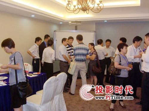 �Ƙ�Ƽ�ֱ����ʩ����I(y��)��Ϣ����(sh��)ʩ��(zh��n)���c������Ӗ(x��n)��(hu��)��