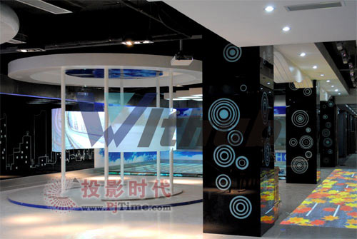 交大慧谷為揚中市開發(fā)規(guī)劃館打造多種大屏幕顯示項目