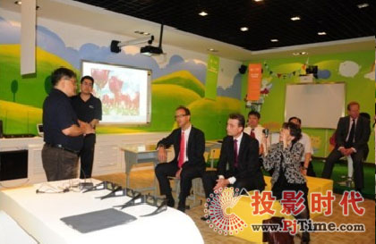 ���m�������Ļ��ͿƌW(xu��)������F(tu��n)���^���w�(y��n)�A�����ǿ͑��w�(y��n)����