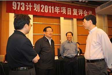 ����ͨRealPresence™ƽ�_(t��i)�����Ƽ�����(sh��)�F(xi��n)ȫ���(xi��ng)Ŀ�u(p��ng)����ʽ