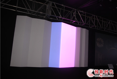 InfoComm 2013Ϳܻȫ(xin)ͶӰϵy(tng)@ǻۡ