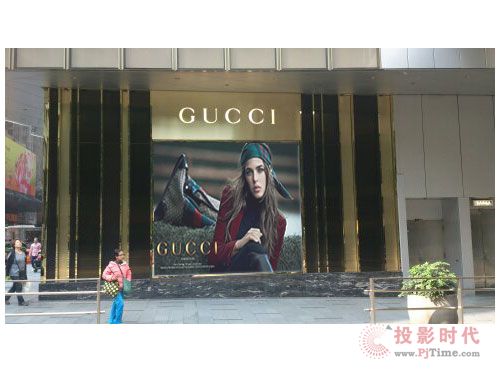 Ʒζ피rLED@ʾGucciŞ