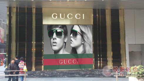 Ʒζ피rLED@ʾGucciŞ