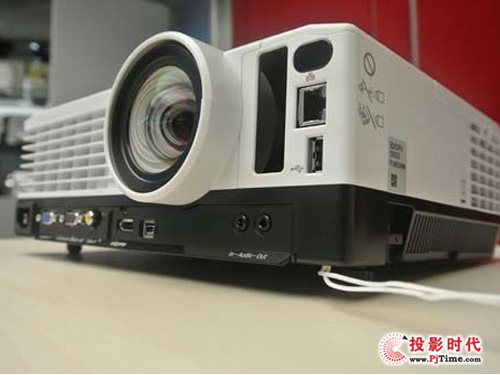 ƳҎ(gu) ͶӰC(j)(gu)infocomm
