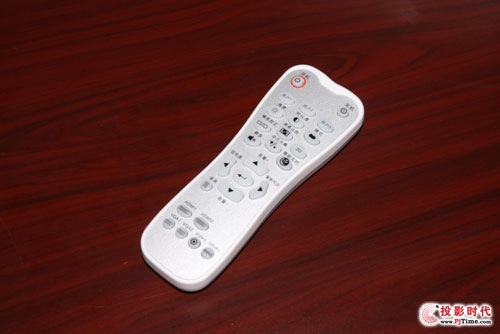 ҵġСO WDaϬr(ji)1080PͶӰC(j)HD26G