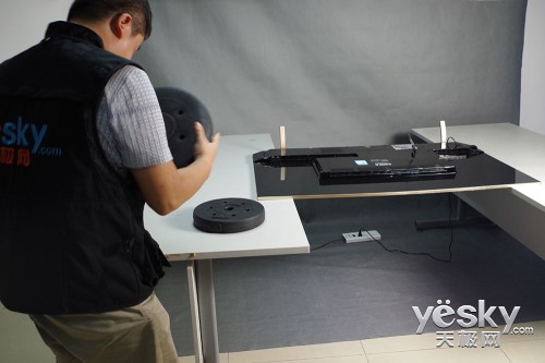 ߲ˤğSlim TV(zhn)O