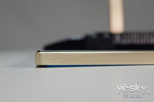 ߲ˤğSlim TV(zhn)O