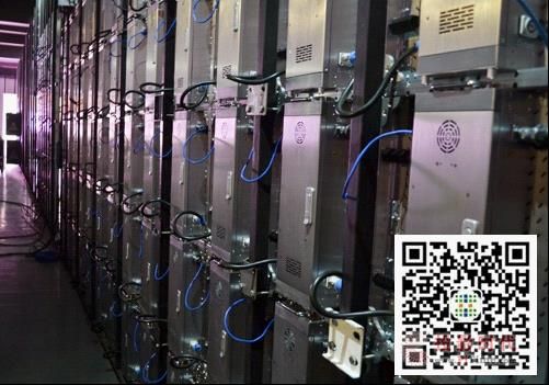 �������鄓(chu��ng)��һ���҃�(n��i)LED�@ʾ��������؛��������