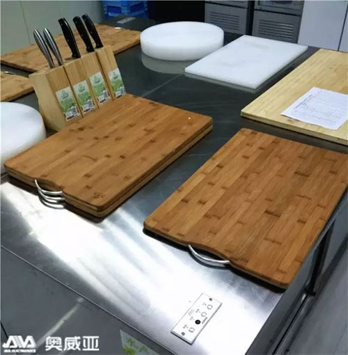 ����ʳ������(sh��)Ӗ(x��n)�����n��һ�N���ӵ��w�(y��n)��