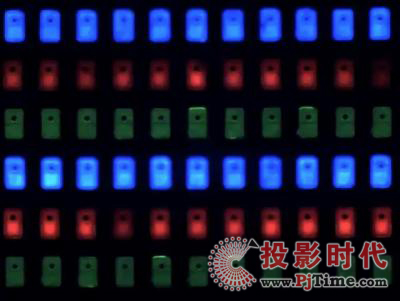 ُ(gu)Micro-LED_(ki)l(f)PlayNitride