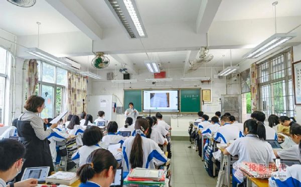 14500W(xu)V@ЌW(xu)ьF(xin)ǻ۽̌W(xu)B(ti)