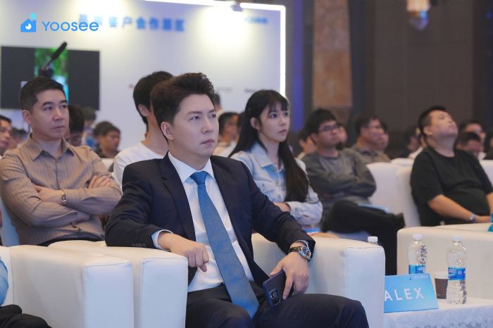 �F(xi��n)��(ch��ng)ֱ������(zh��n)�԰l(f��)����Yoosee Ai �y��ʹ��������һ��(g��)ʮ��