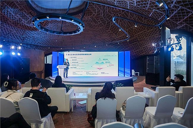 �����\�����°l(f��)�� ׌�C�����������M��