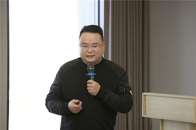 YxܿƄ(chung)B(ti)朽δĿ·݌ӕںϷʢe