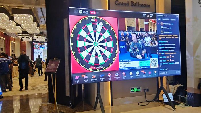 �w�S�c�Ƽ�����ײ���~�J���LED���c(di��n)�����������w�SȺӢ��(hu��)